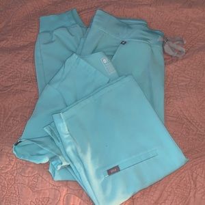 Figs limited edition Neon Blue scrub set